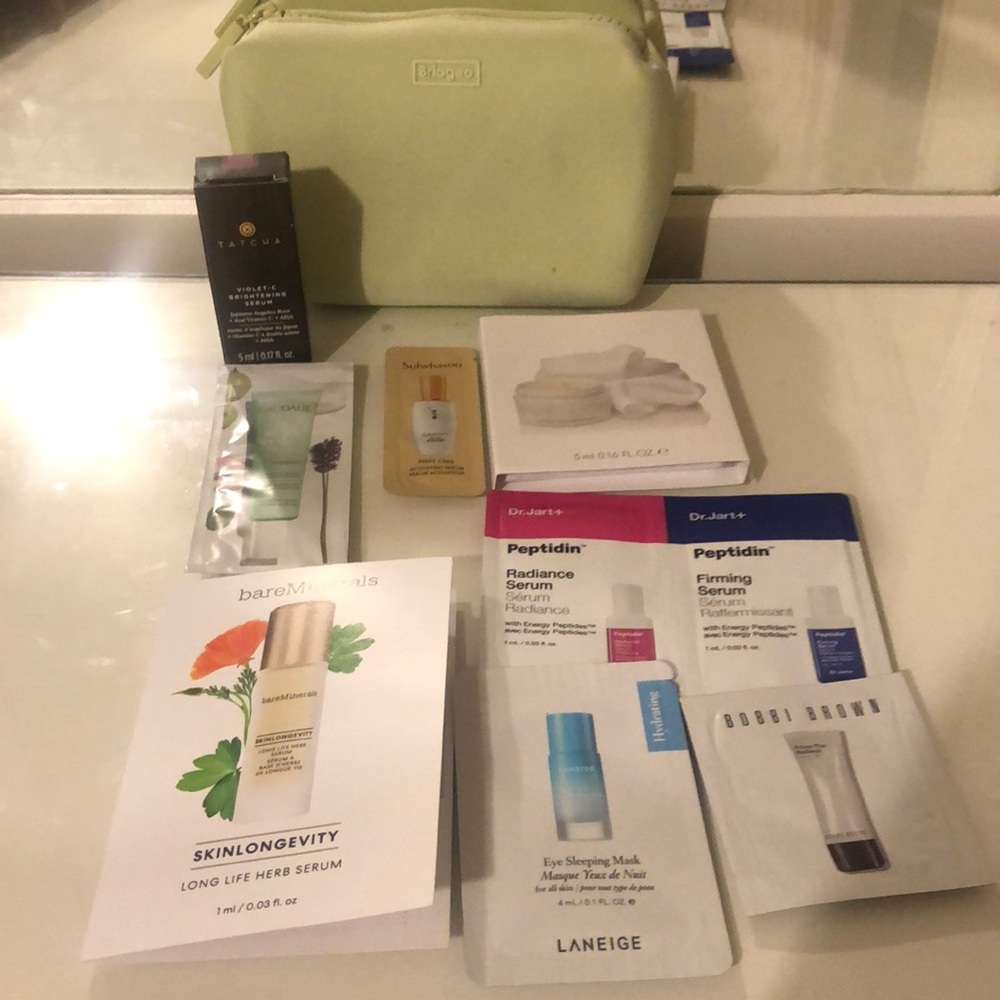 💄Brigeo Makeup bag with samples